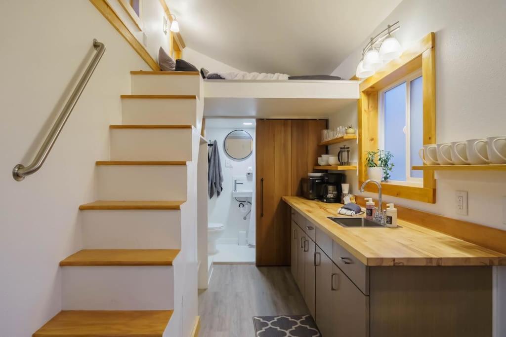 #Stayinmydistrict Overlook Backyard Tiny Suite Portland Ngoại thất bức ảnh