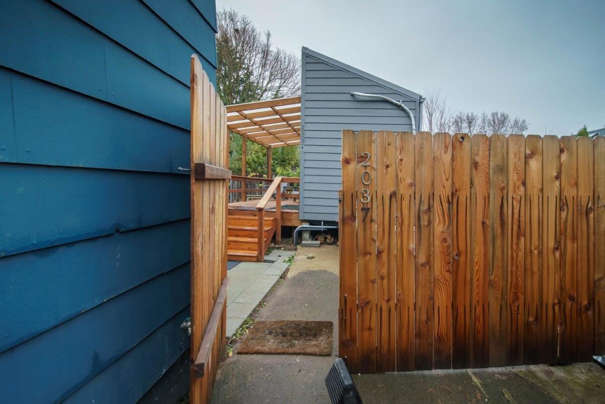#Stayinmydistrict Overlook Backyard Tiny Suite Portland Ngoại thất bức ảnh