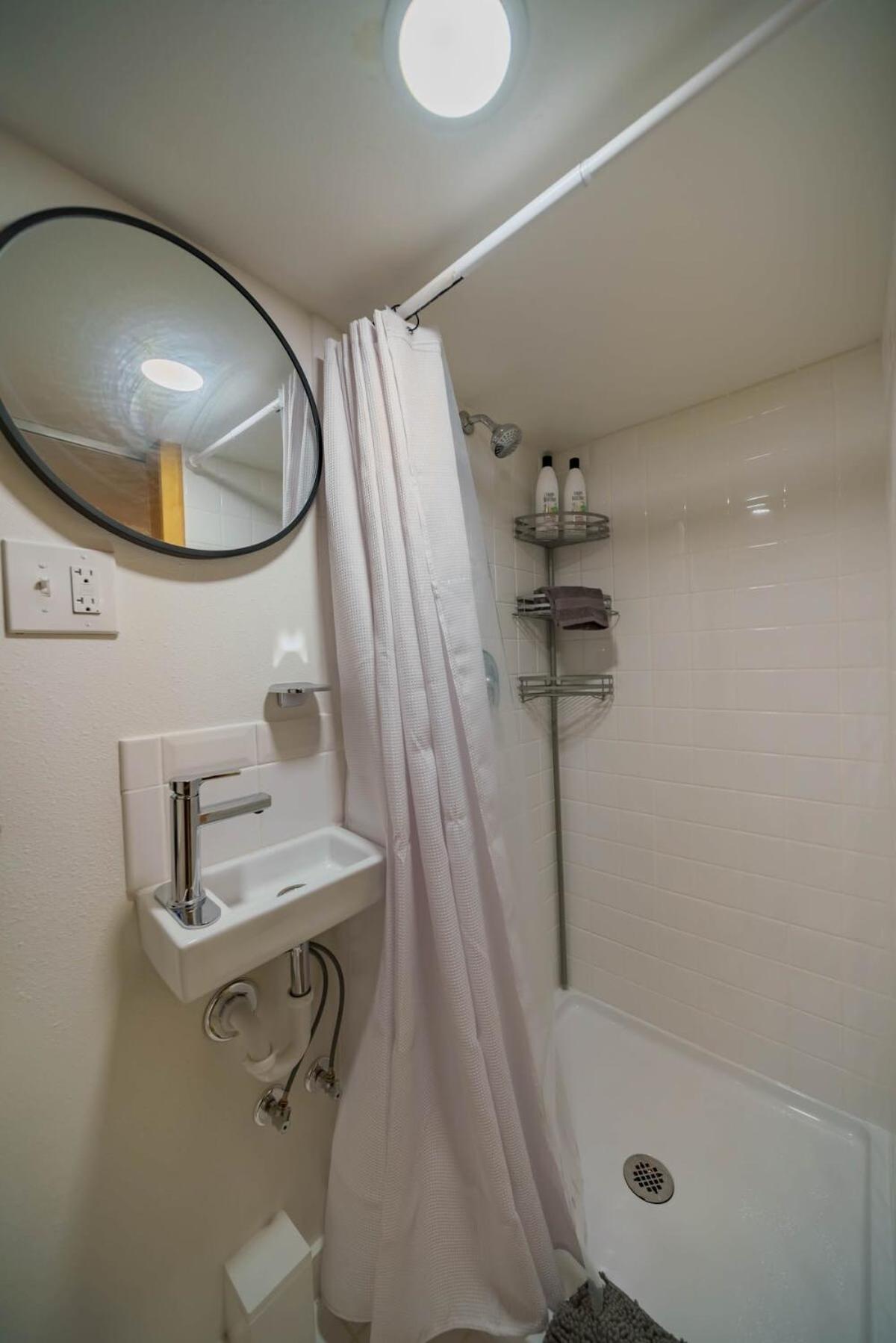 #Stayinmydistrict Overlook Backyard Tiny Suite Portland Ngoại thất bức ảnh